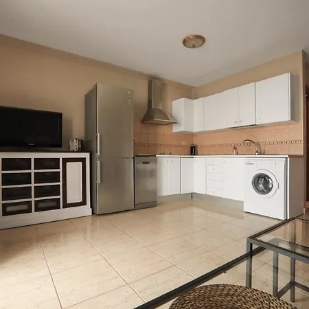 Apartment Modernes, Liebevolles -