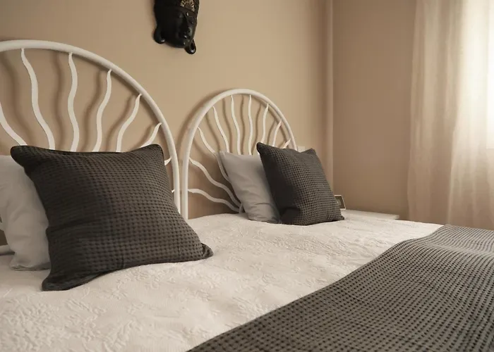 Apartment Modernes, Liebevolles - *